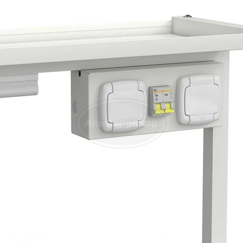 Панель с электрикой для нижней полки 270x133x81 мм