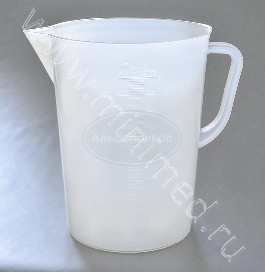 Стакан 5000мл с носиком и ручкой градуированный, п/п, упаковка 1/20шт