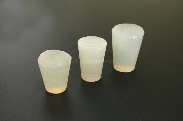 Пробка силиконовая одноконусная, без канала № 14