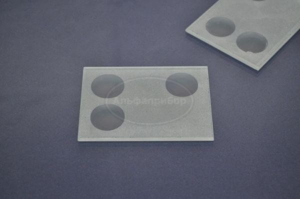 Стекло матовое для замешивания с 3-мя лунками (10 шт.)